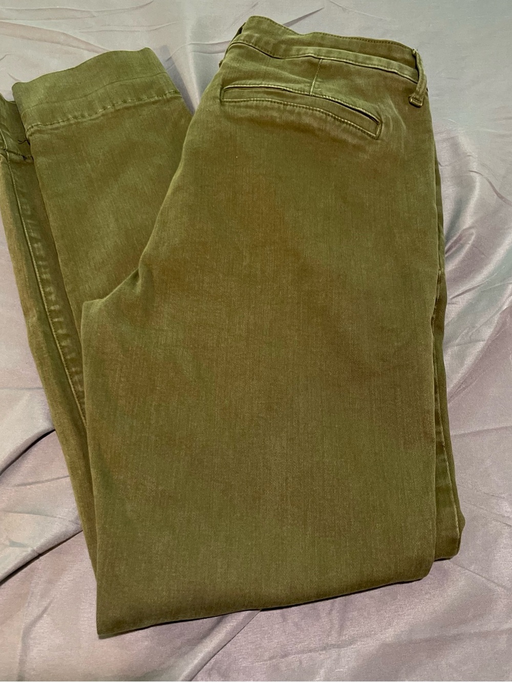 Women's Olive Cropped Ankle Pants
